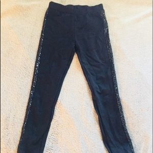 Black leggings with glitter on sides💖🙌🏻